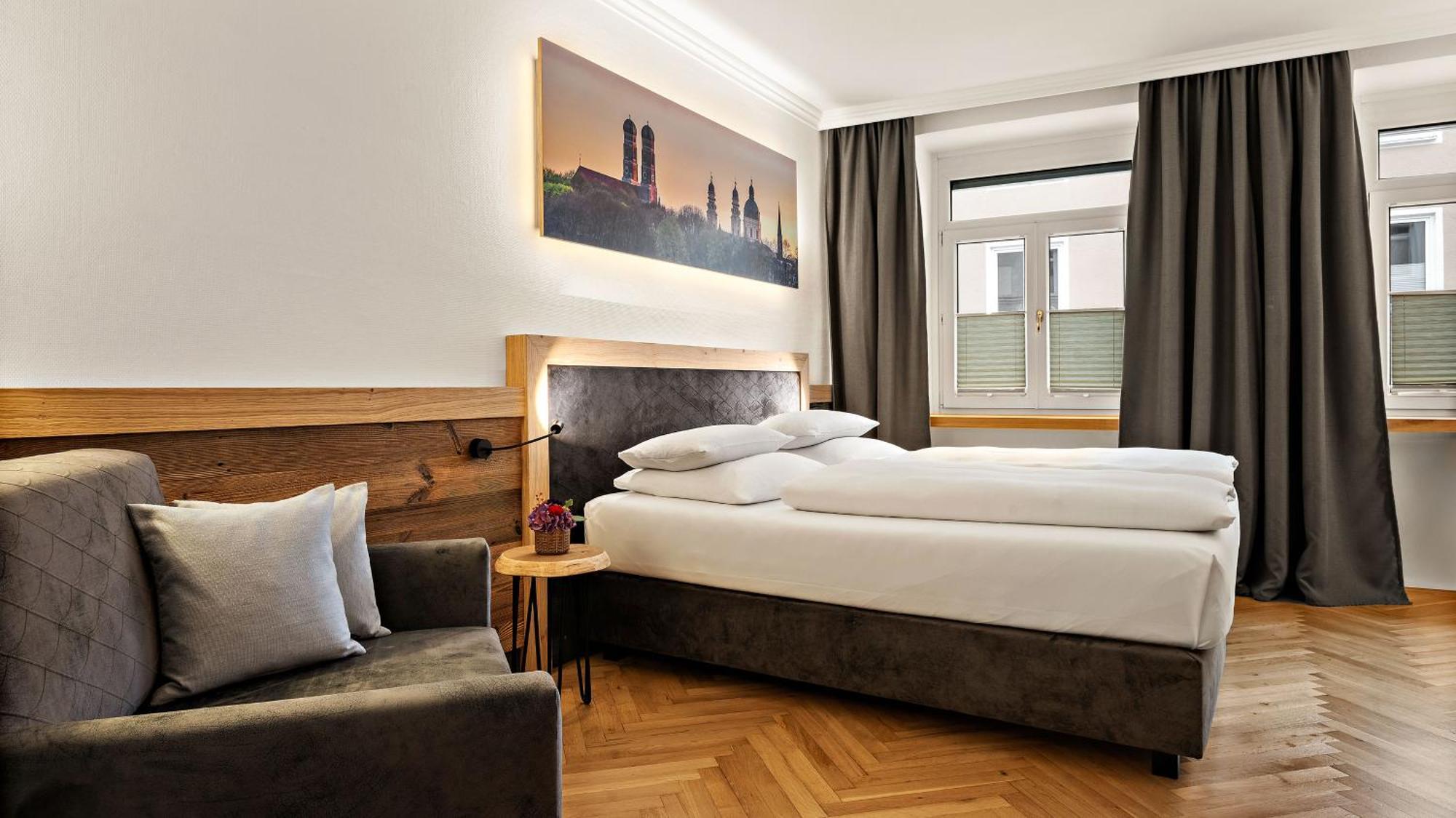 Alpen Hotel Muenchen, Munich